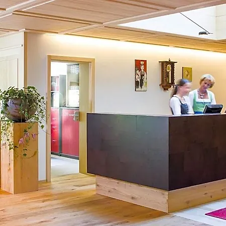 Hotell Haller's Geniesserhotel Mittelberg