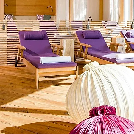 Haller's Geniesserhotel 4* Mittelberg