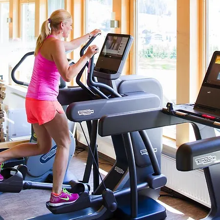 Hotel Haller's Geniesserhotel Mittelberg