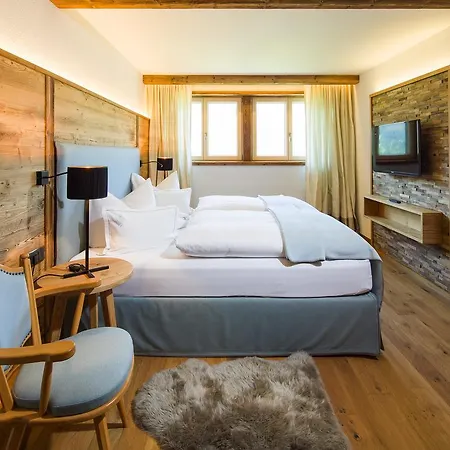 Hotel Haller's Geniesserhotel 4*