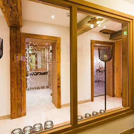 Hotel Haller's Geniesserhotel Mittelberg