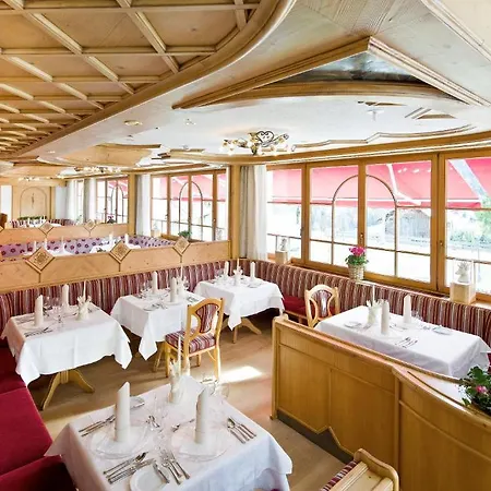 Hotel Haller's Geniesserhotel 4*