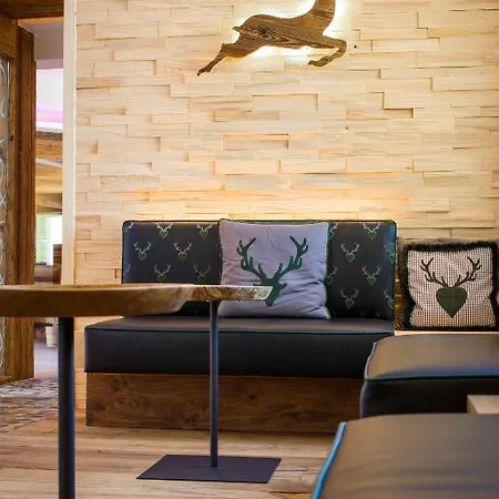 Hotel Haller's Geniesserhotel Mittelberg