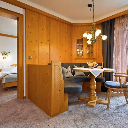Haller's Geniesserhotel Hotel 4*