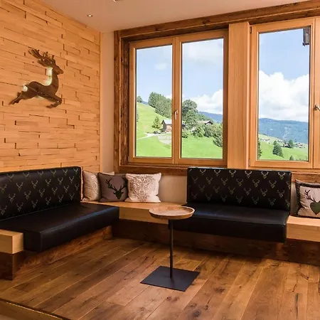 Haller's Geniesserhotel 4*