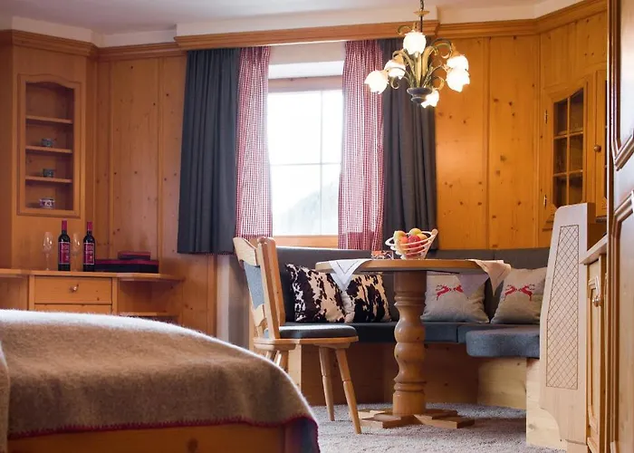 Haller's Geniesserhotel 4*