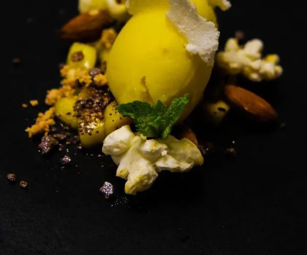 Haller's Geniesserhotel 4* Mittelberg