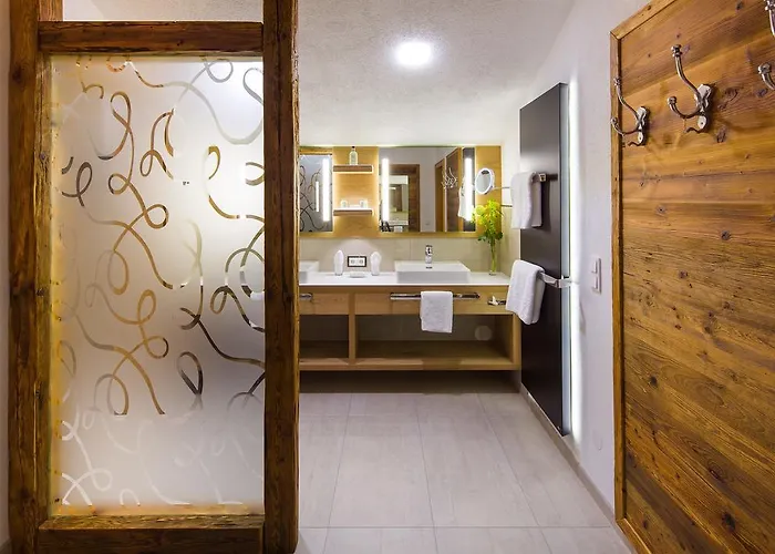 Haller's Geniesserhotel Hotel 4*