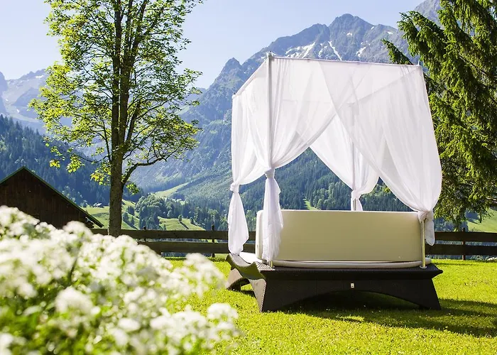 Haller's Geniesserhotel 4*