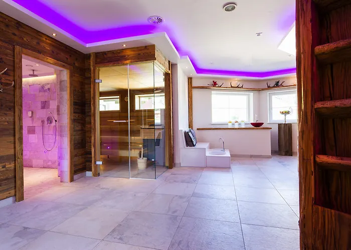 Haller's Geniesserhotel 4*