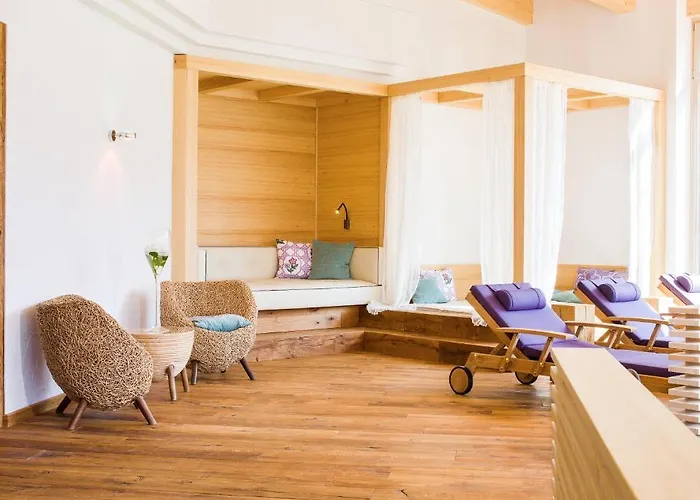 Haller's Geniesserhotel Hotel 4*