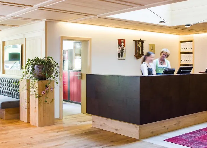 Haller's Geniesserhotel Hotel 4*